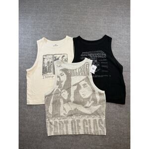 Hollister LOT OF 3 Graphic Tank Top’s-Large/Gray/White/Black/Cropped